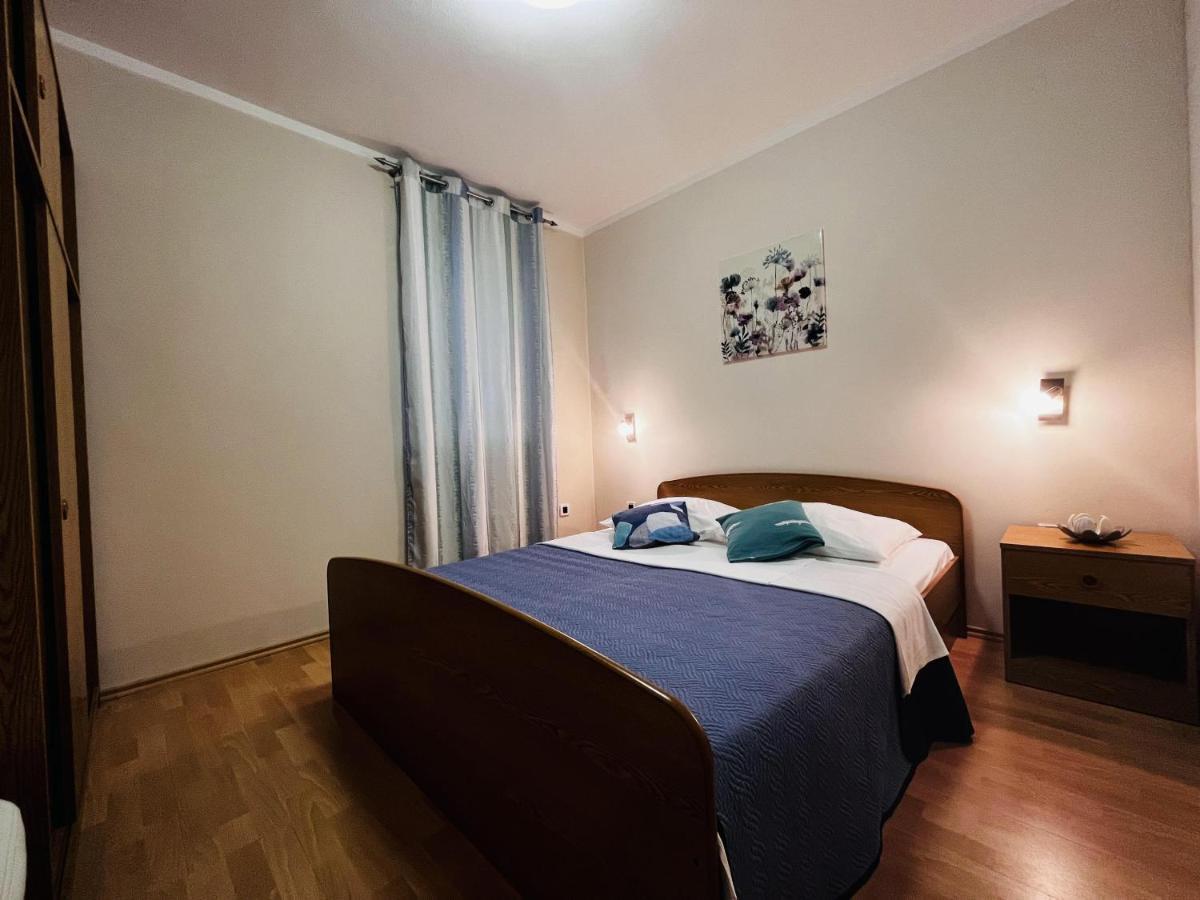 Apartmani Ivica 크르크 외부 사진
