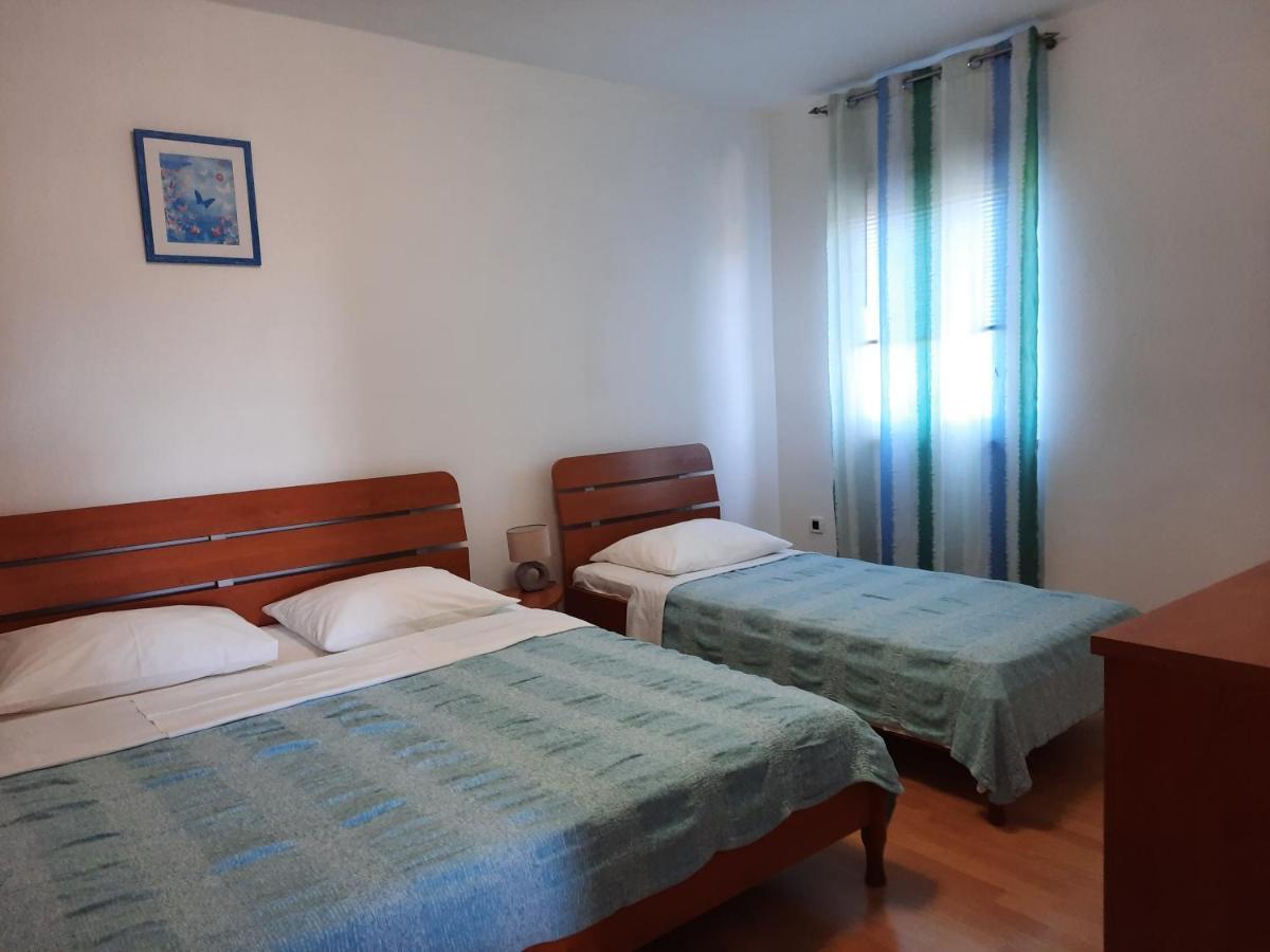 Apartmani Ivica 크르크 외부 사진