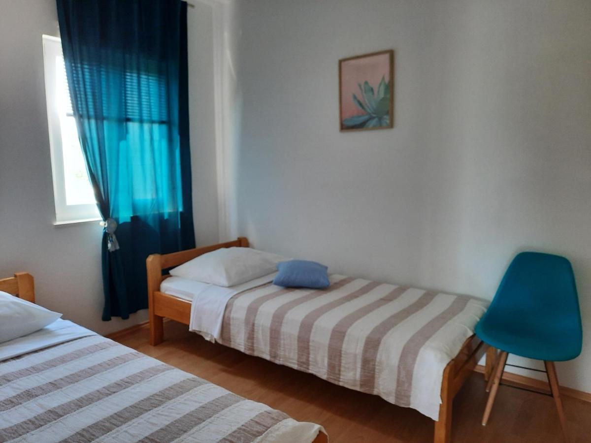 Apartmani Ivica 크르크 외부 사진
