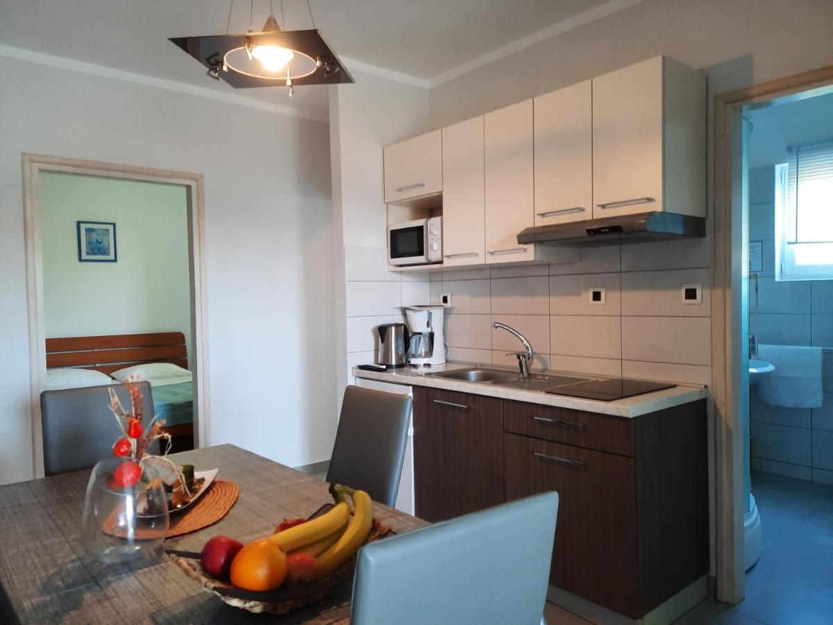 Apartmani Ivica 크르크 외부 사진
